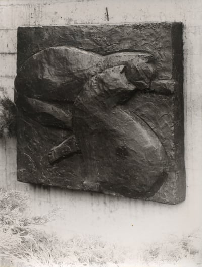Katzenrelief Schulhaus Ormis, Meilen