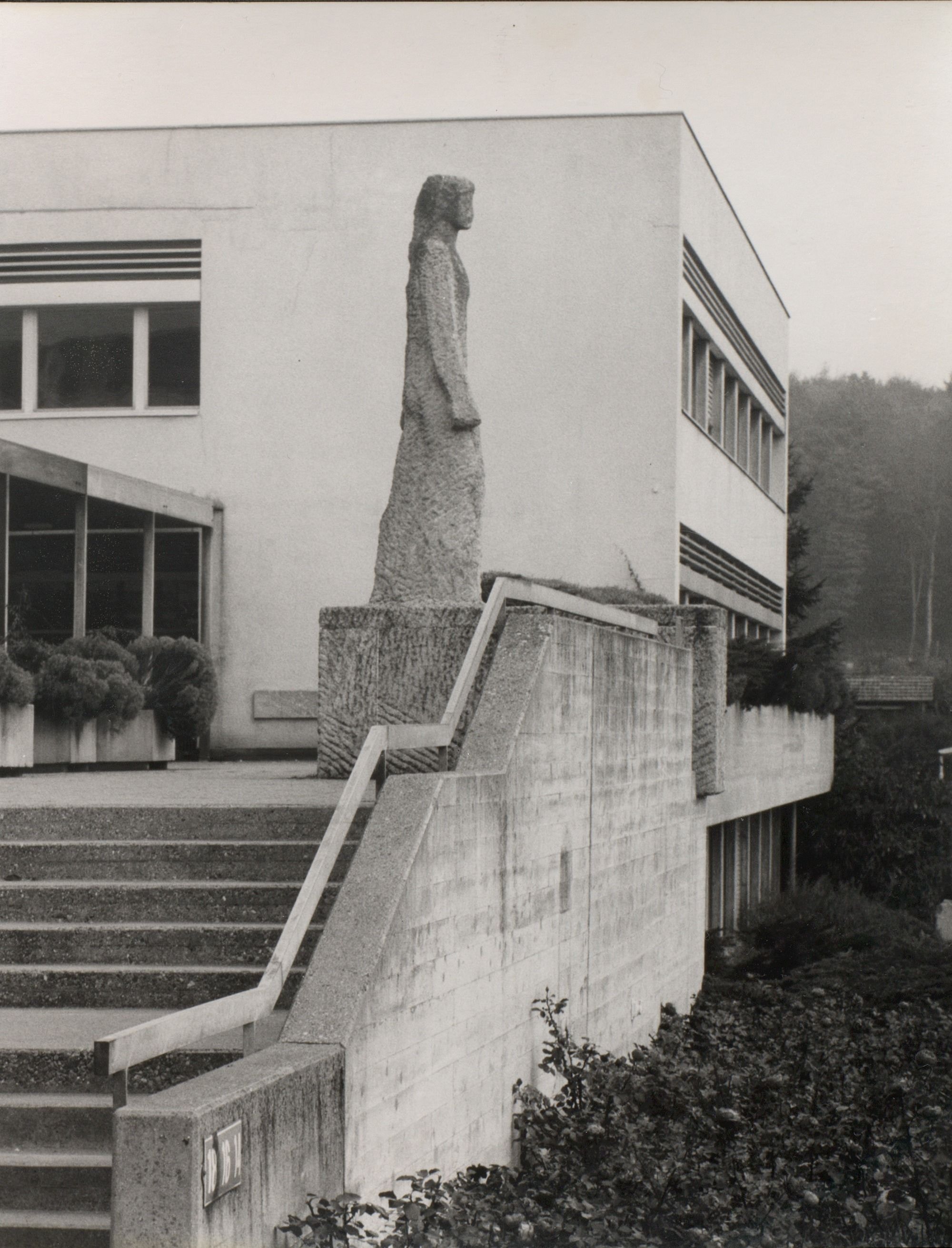 Schreitende Frauenfigur – 다른 뷰 1