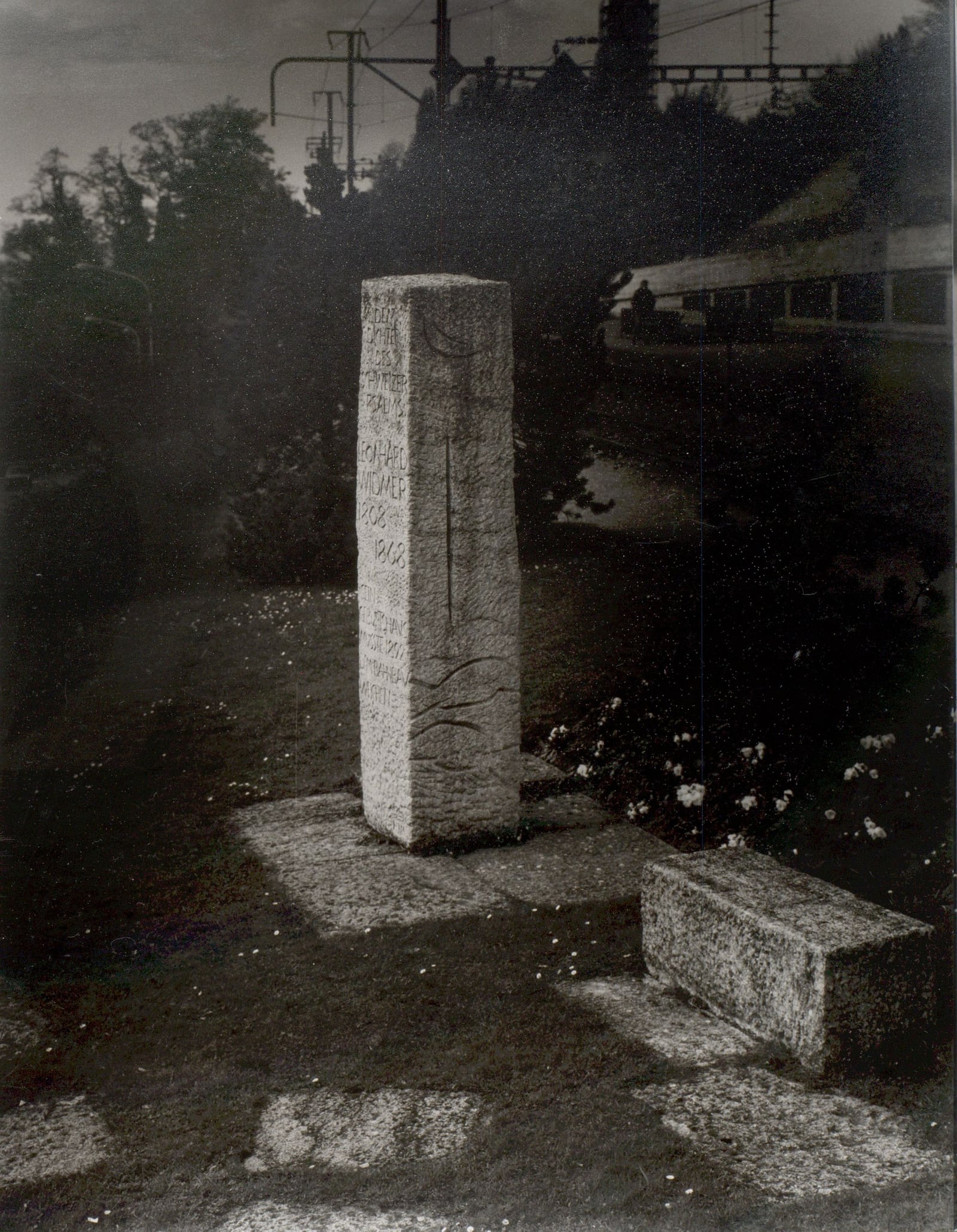 Denkmal für Leonhard Widmer – More views 2