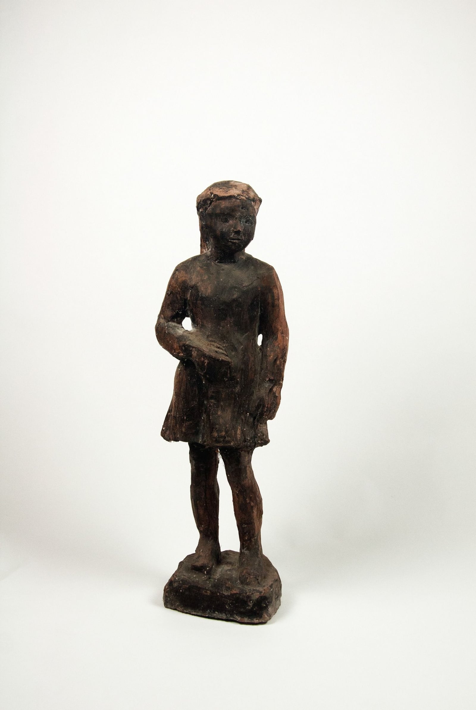 Mädchenfigur – More views 2