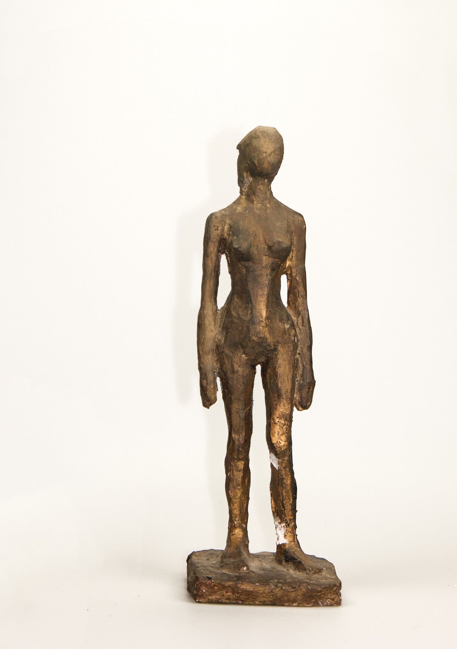 Frauenfigur – More views 1